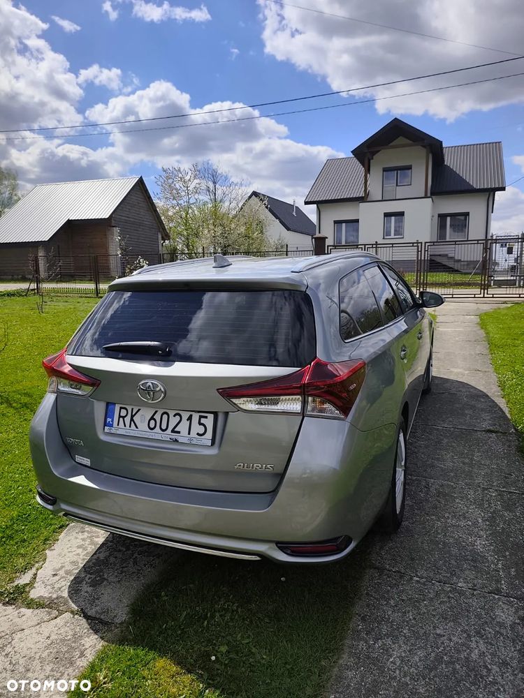 Toyota Auris 1.6 Premium Comfort - 5