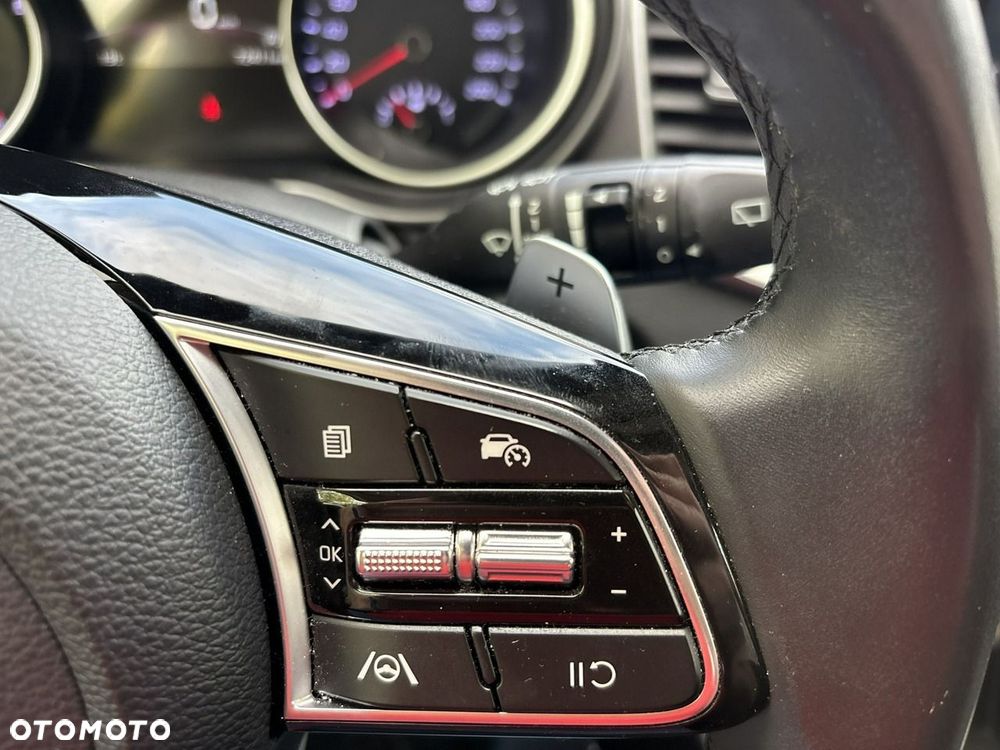 Kia Ceed 1.5 T-GDI Business Line DCT - 26