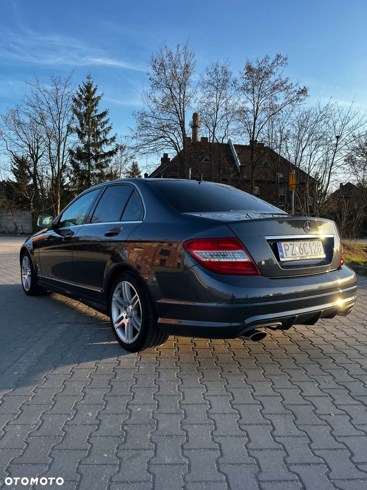 Mercedes-Benz Klasa C 280 4Matic Automatik Avantgarde Sport Edition - 1