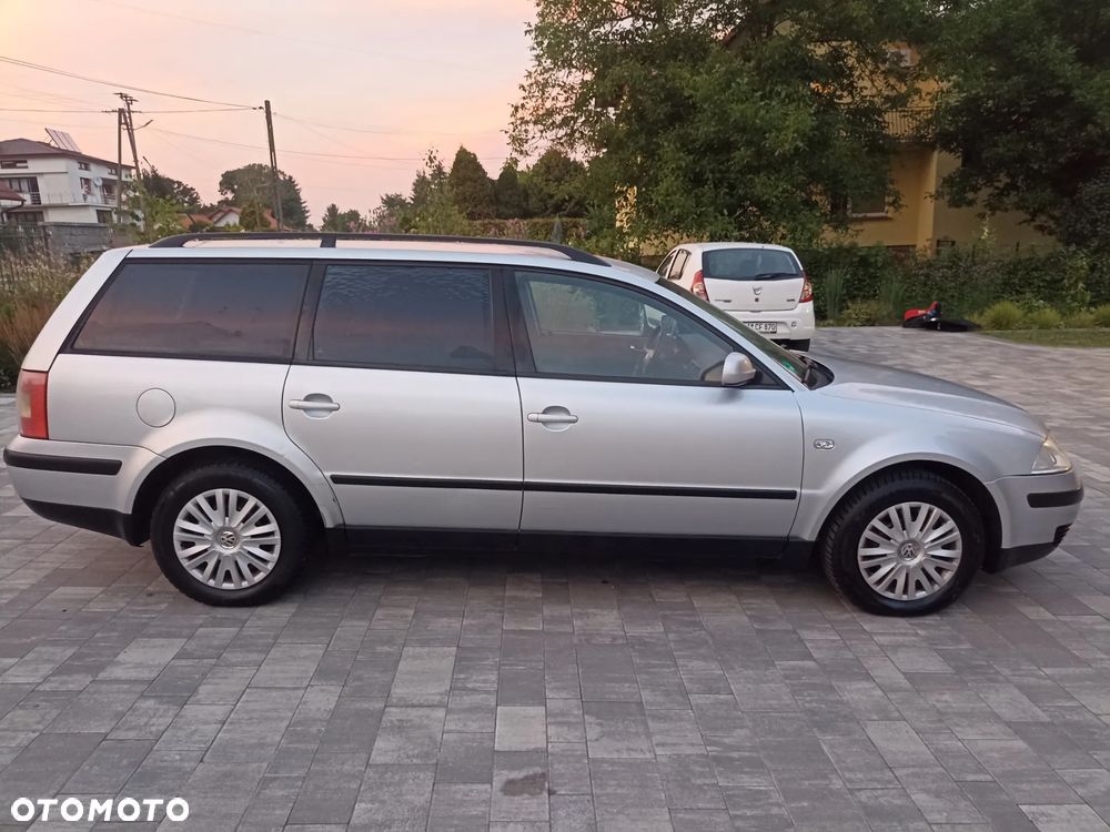 Volkswagen Passat 1.9 TDI Comfortline - 2