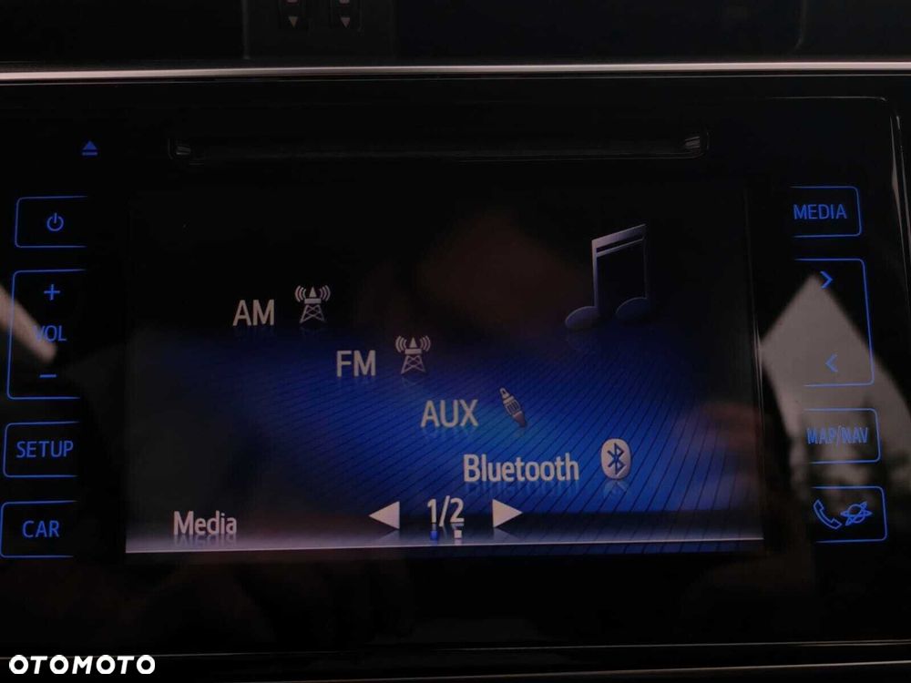 Toyota Auris Hybrid 135 Comfort - 28
