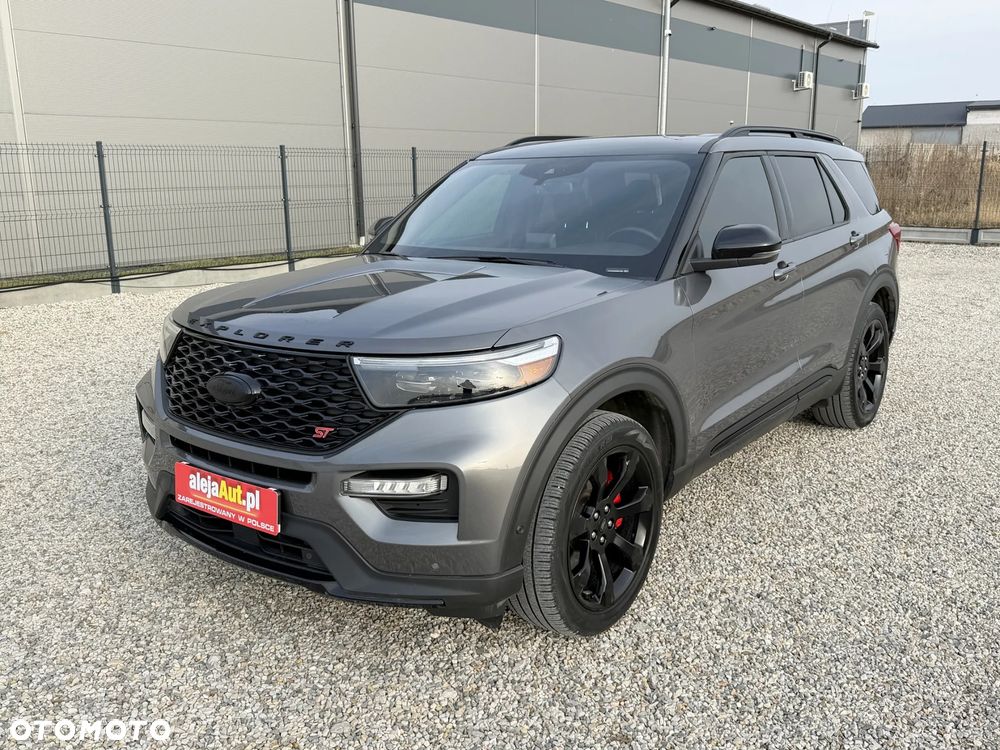 Ford Explorer - 3