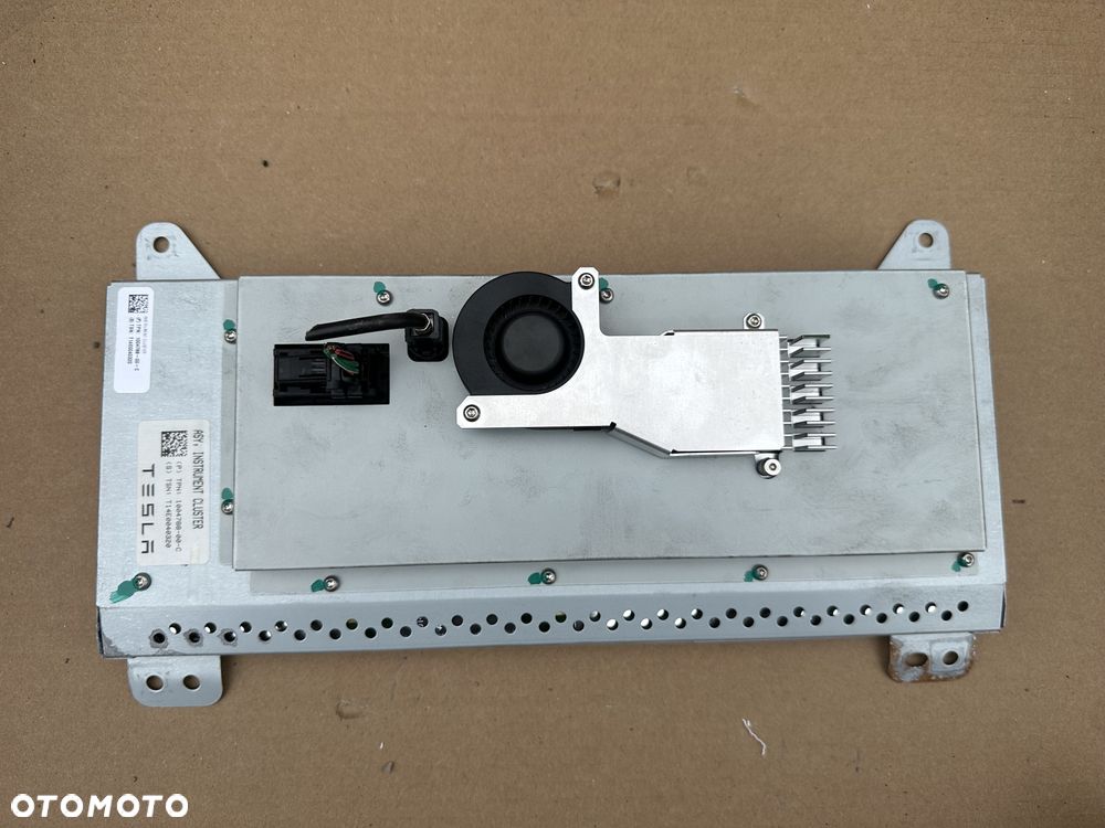 EKRAN ZEGARY WYŚWIETLACZ TESLA 1004788-00-C - 2