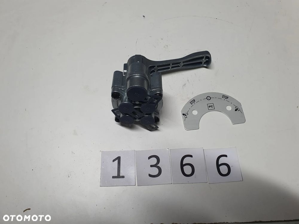 Zawór podnoszenia, opuszczania osi, tulejowy, obrotowy PETERS PE, 084.603-00A - 4