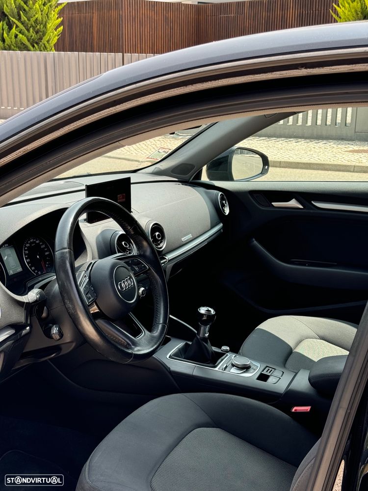 Audi A3 Sportback 1.6 TDI - 6