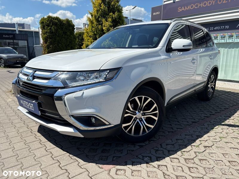 Mitsubishi Outlander 2.0 Instyle + 4WD CVT - 1