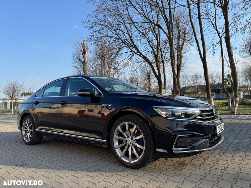 Volkswagen Passat - 3