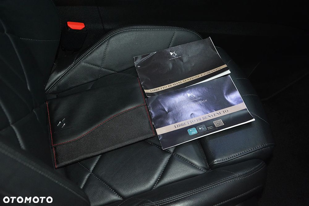 Peugeot 3008 1.6 PureTech HYbrid Allure S&S EAT8 - 39