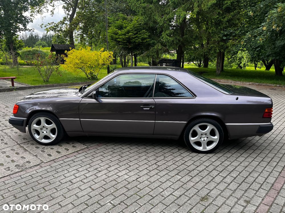 Mercedes-Benz W124 (1984-1993) - 8