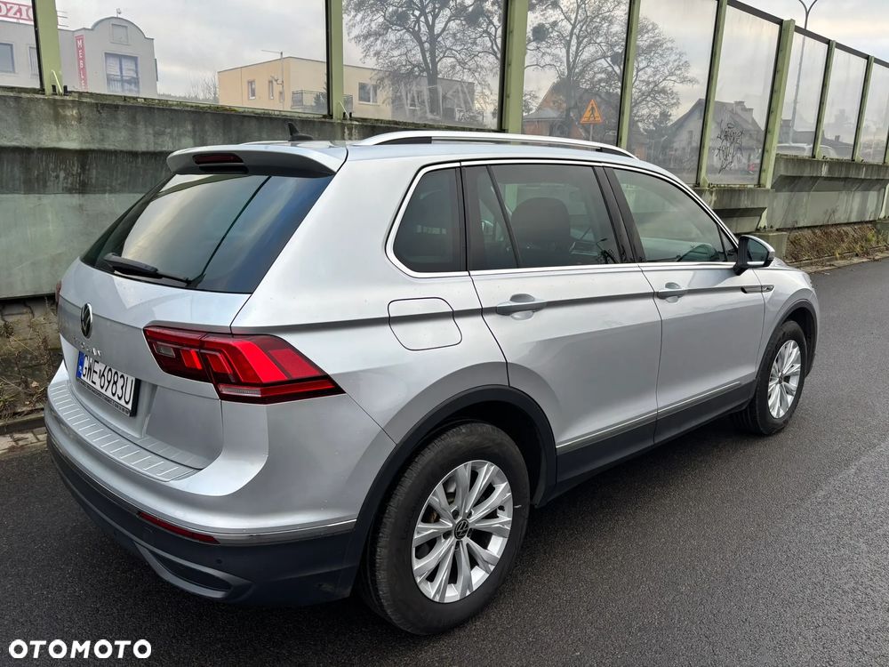 Volkswagen Tiguan 2.0 TDI SCR DSG IQ.DRIVE - 10
