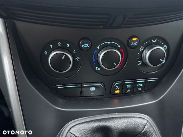 Ford Kuga 2.0 TDCi 4x4 Trend - 21