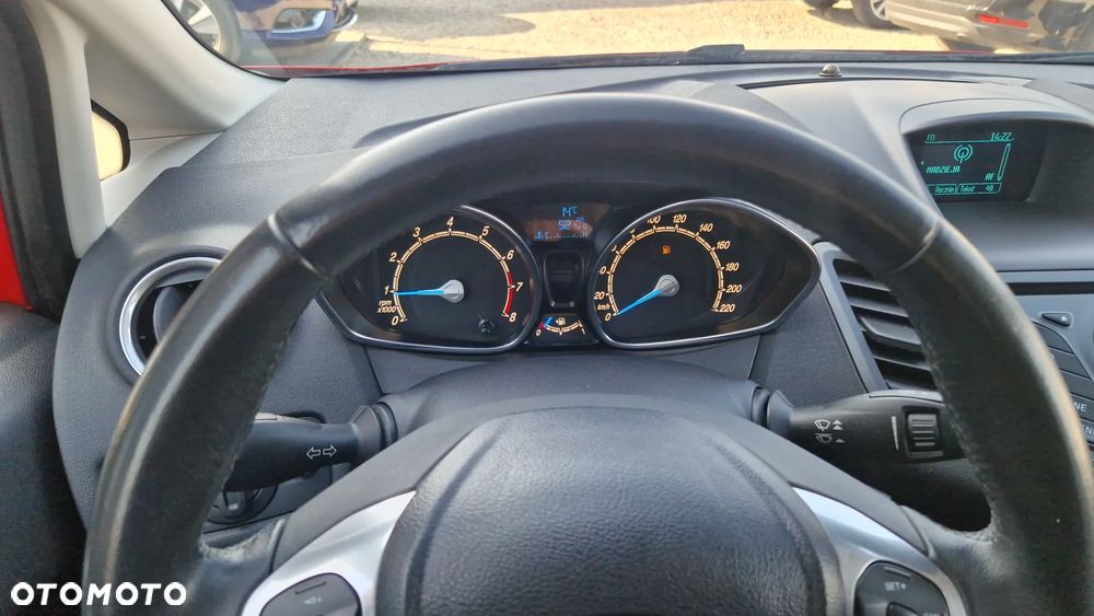 Ford Fiesta 1.0 EcoBoost Titanium - 24