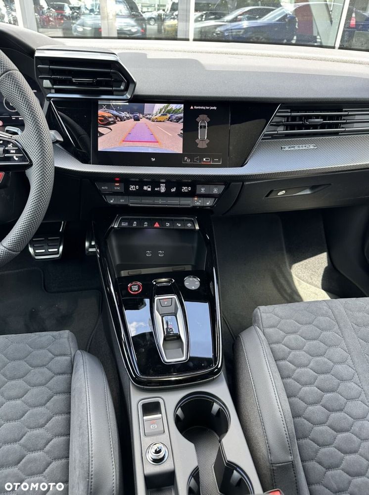Audi RS3 Sportback - 18