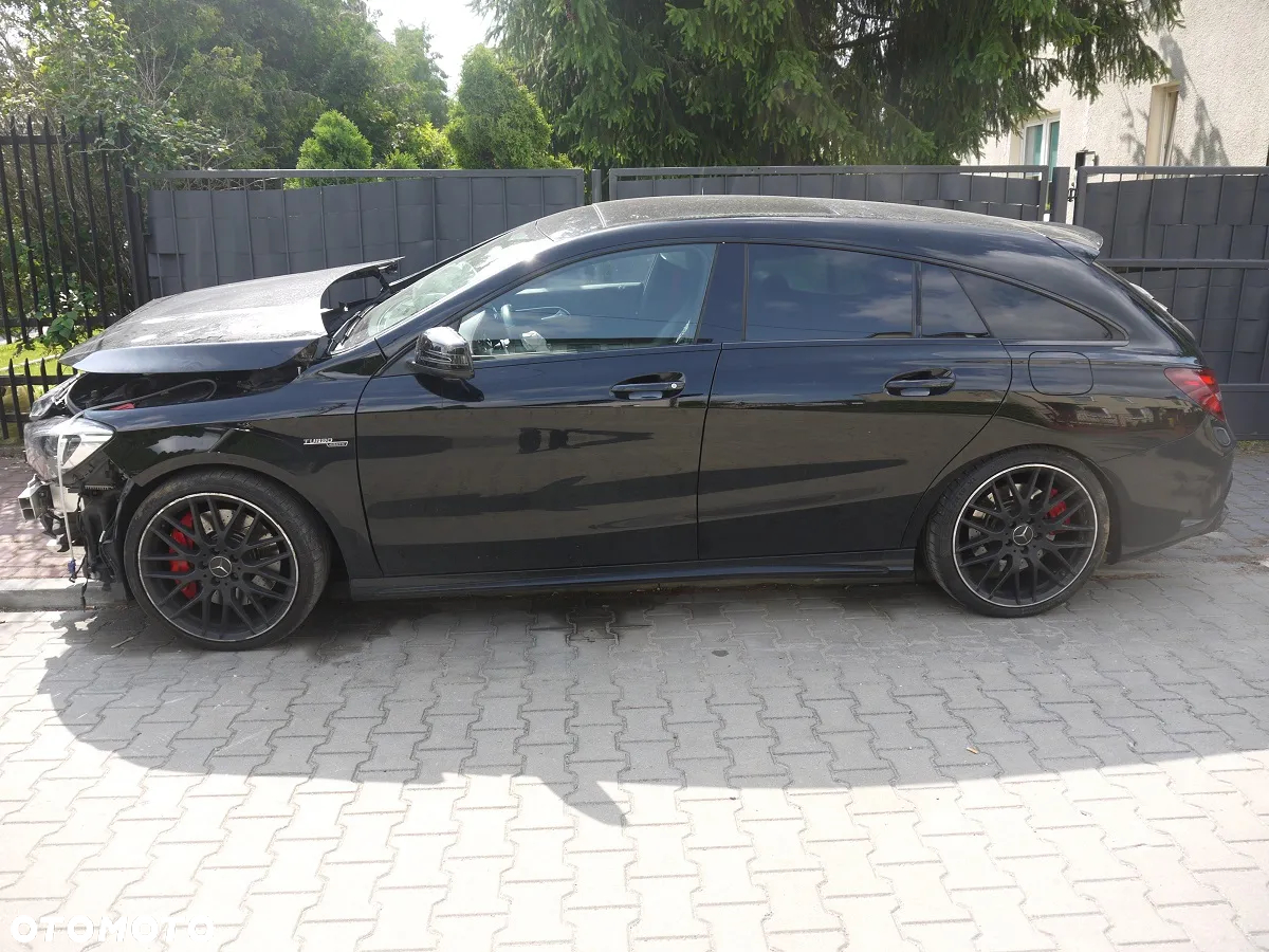 Mercedes-Benz CLA AMG 45 4Matic Shooting Brake AMG Sp.sh 7G-DCT AMG Night Edition - 3