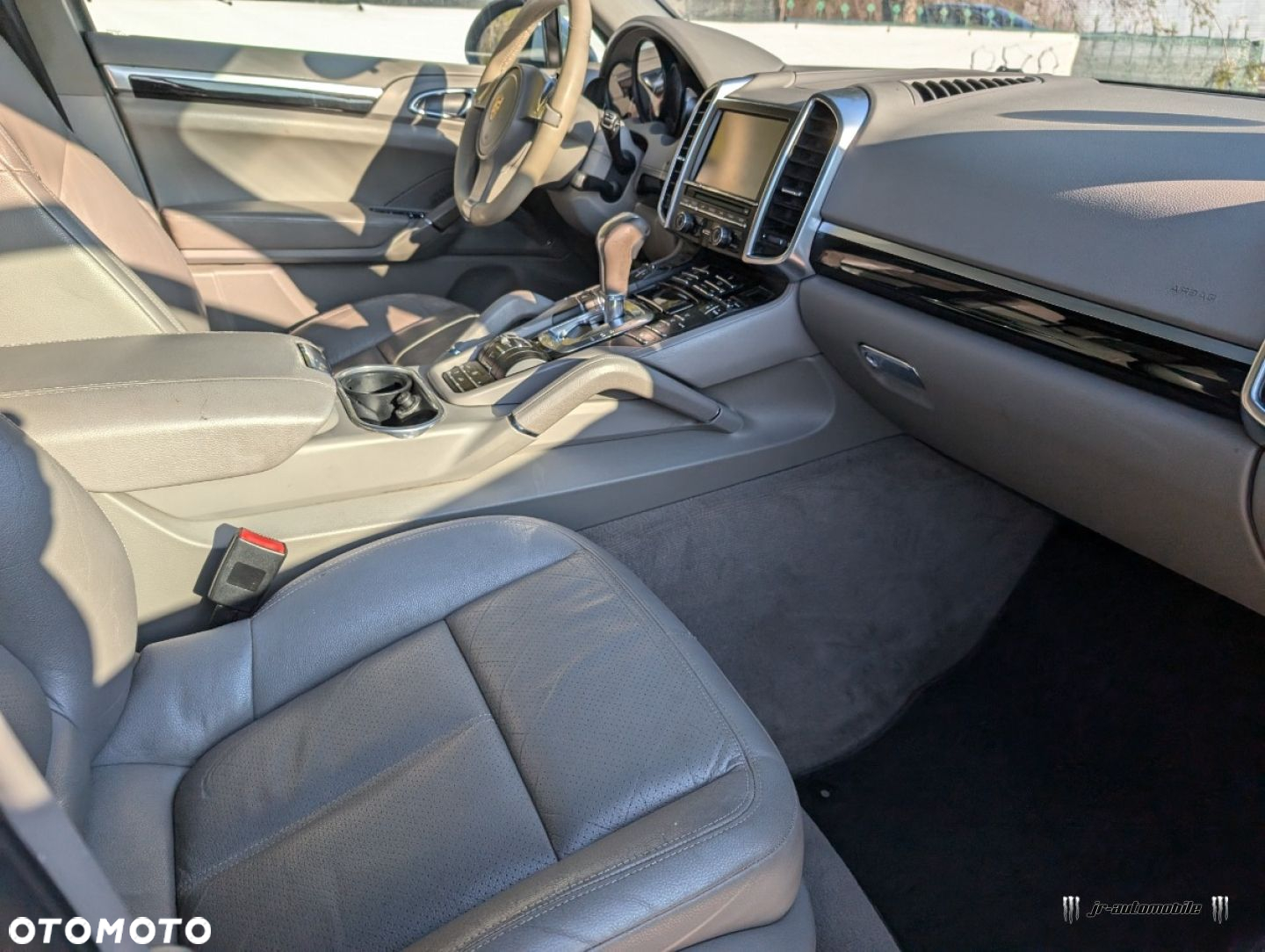 Porsche Cayenne - 11