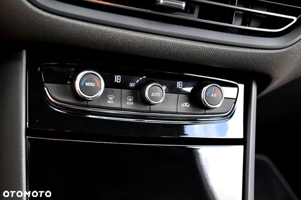 Opel Grandland 1.5 CDTI Business Elegance S&S - 27