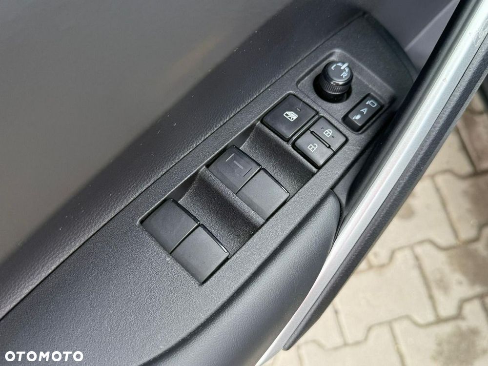 Toyota Corolla Cross 2.0 Hybrid Style - 18