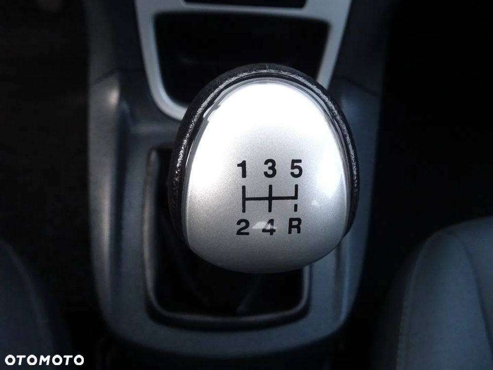 Ford Fiesta 1.25 Titanium EU5 - 26