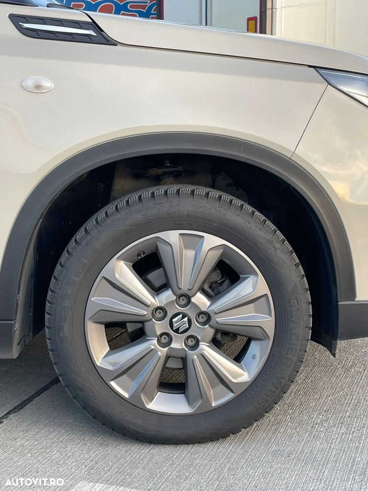 Suzuki Vitara 1.4 Boosterjet MHEV Passion - 8