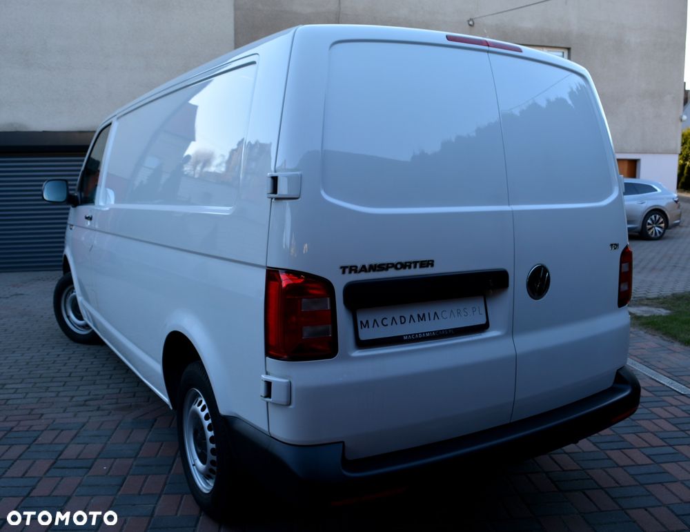 Volkswagen Transporter Lang EU6 - 4