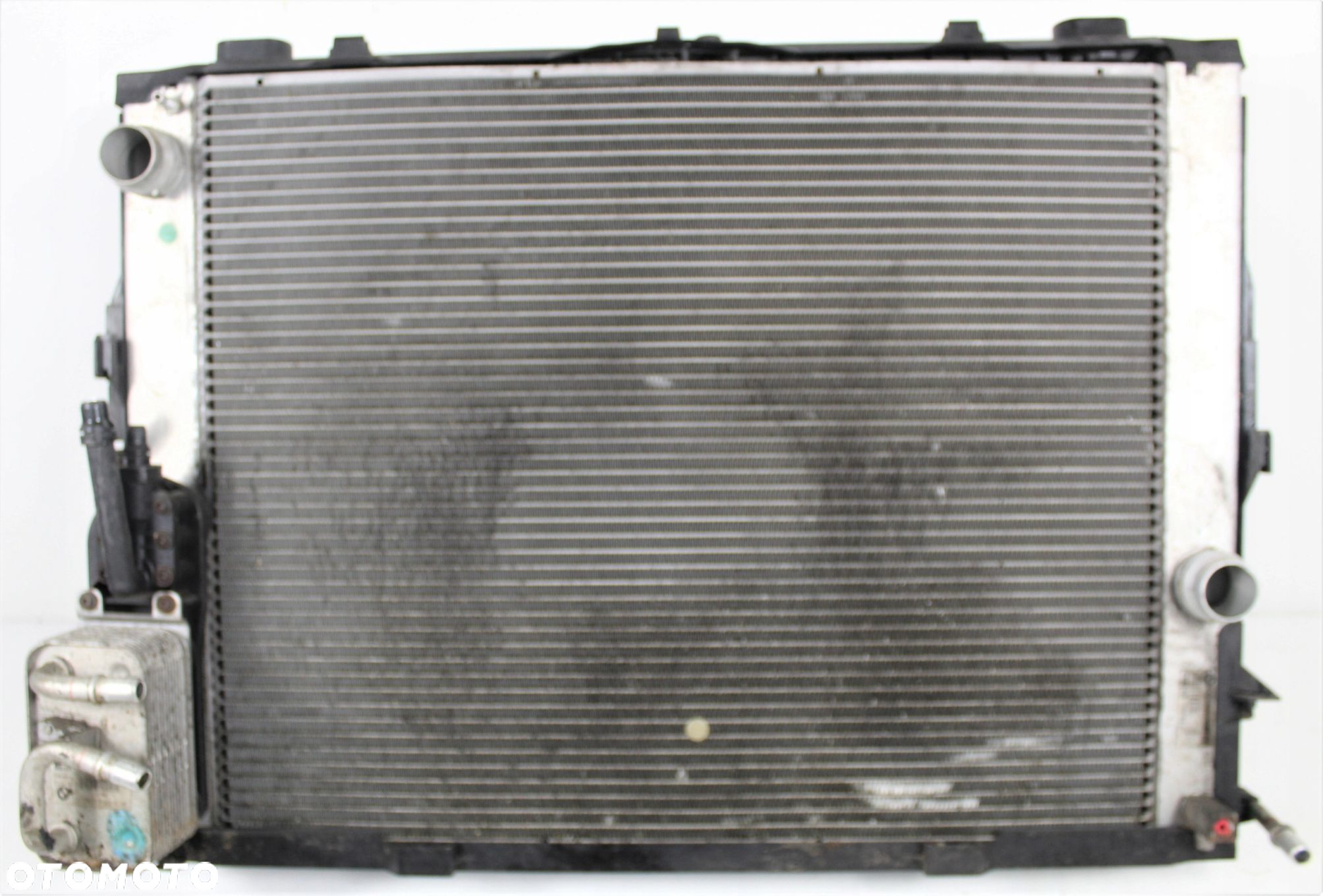 PAS PRZEDNI BELKA CHŁODNICE BMW E60 E61 2.5B 3.0B - 7