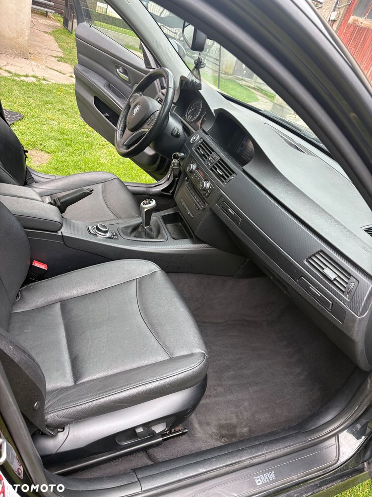 BMW Seria 3 320d - 8