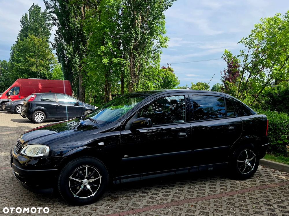 Opel Astra - 1