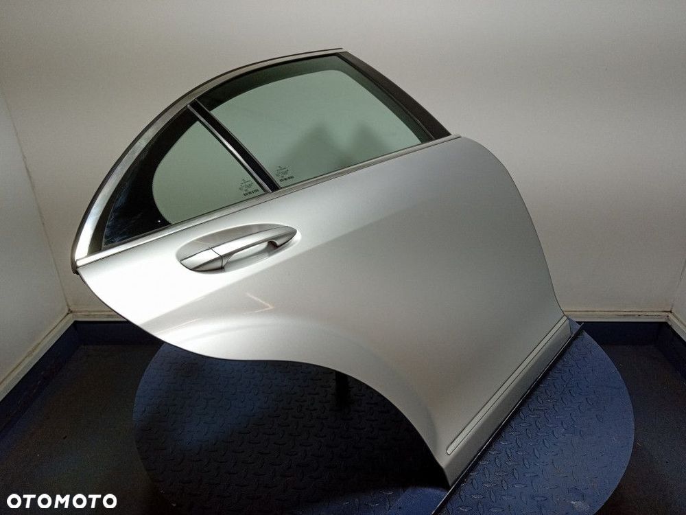 MERCEDES S KLASA W221 KRÓTKI DRZWI TYŁ PRAWE TYLNE 775 - 2