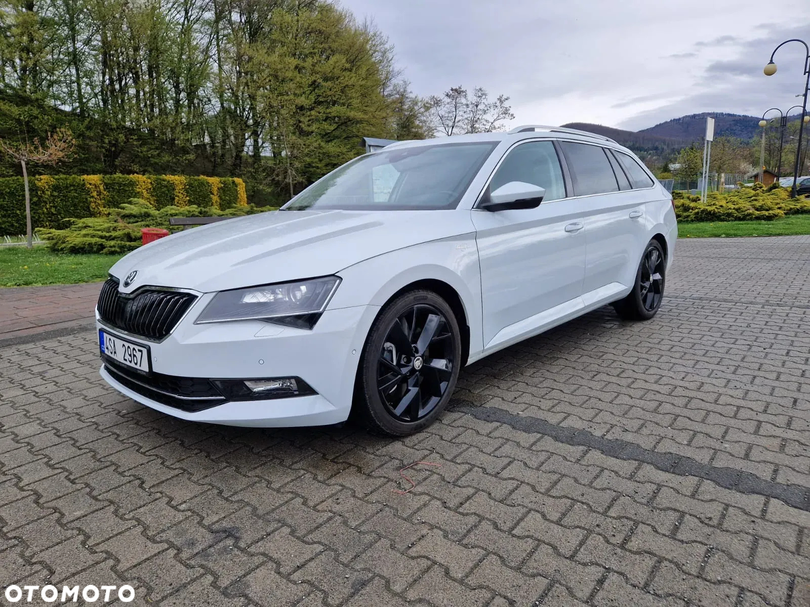 Skoda Superb 2.0 TSI DSG L&K - 3