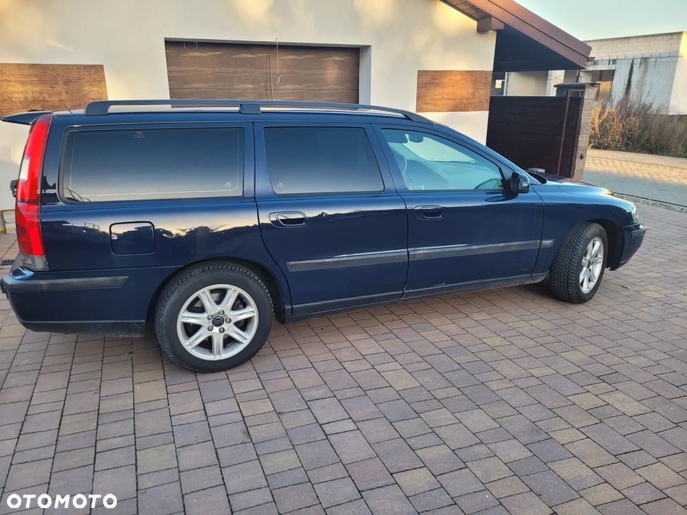 Volvo V70 2002 photo 2