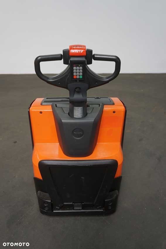 Toyota LWE200 - 1