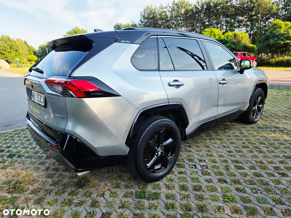 Toyota RAV4 Hybrid Selection 4x2 - 5