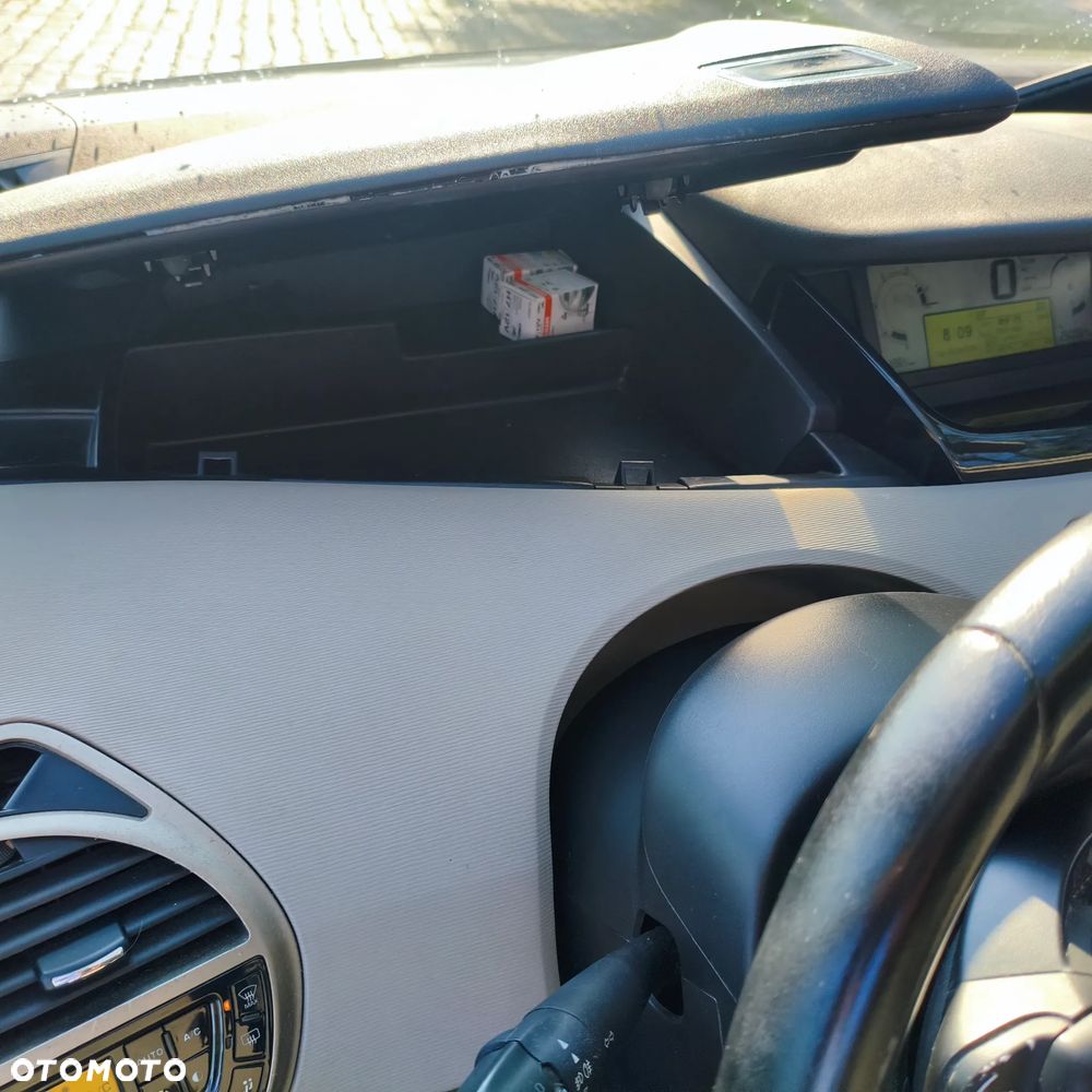 Citroën C4 Grand Picasso 2.0 HDi Exclusive - 34