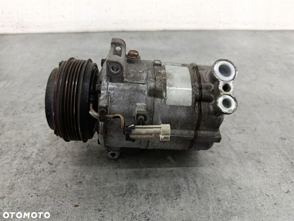 POMPA, SPRĘŻARKA KLIMATYZACJI OPEL VECTRA C  1.8 16V - 1