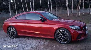 Mercedes-Benz Klasa C 220 d 4MATIC 9G-TRONIC