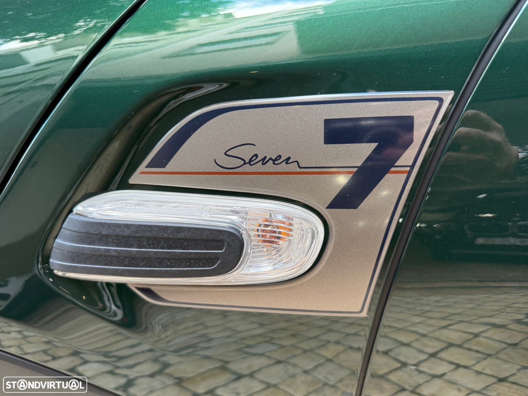 MINI 5 Portas Cooper D Auto - 6