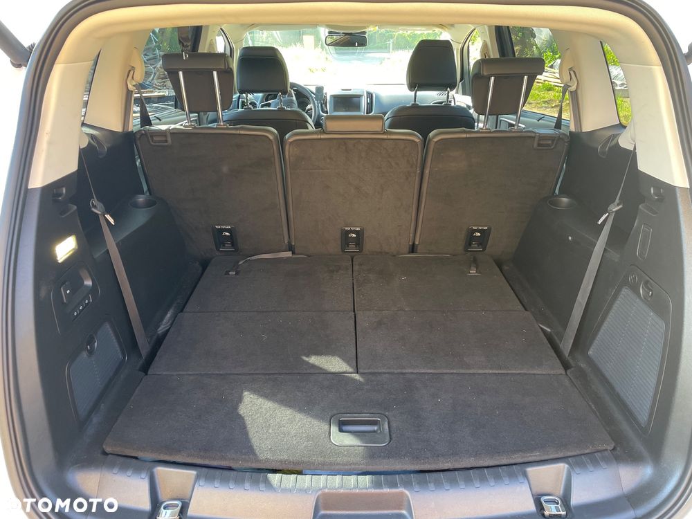 Ford S-Max 2.0 TDCi 4WD Titanium PowerShift - 7
