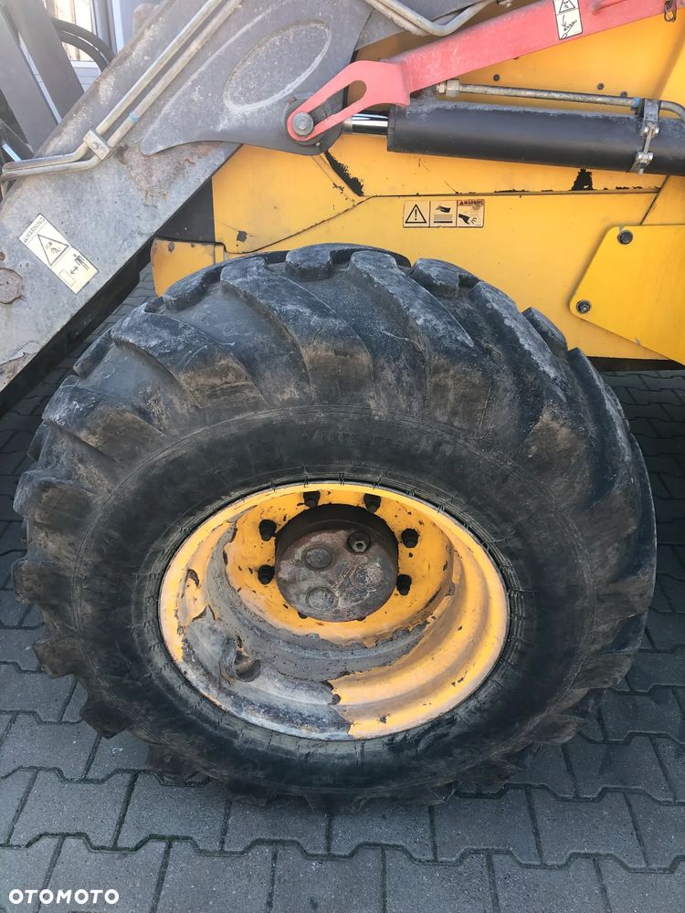 Volvo BL71 - 13
