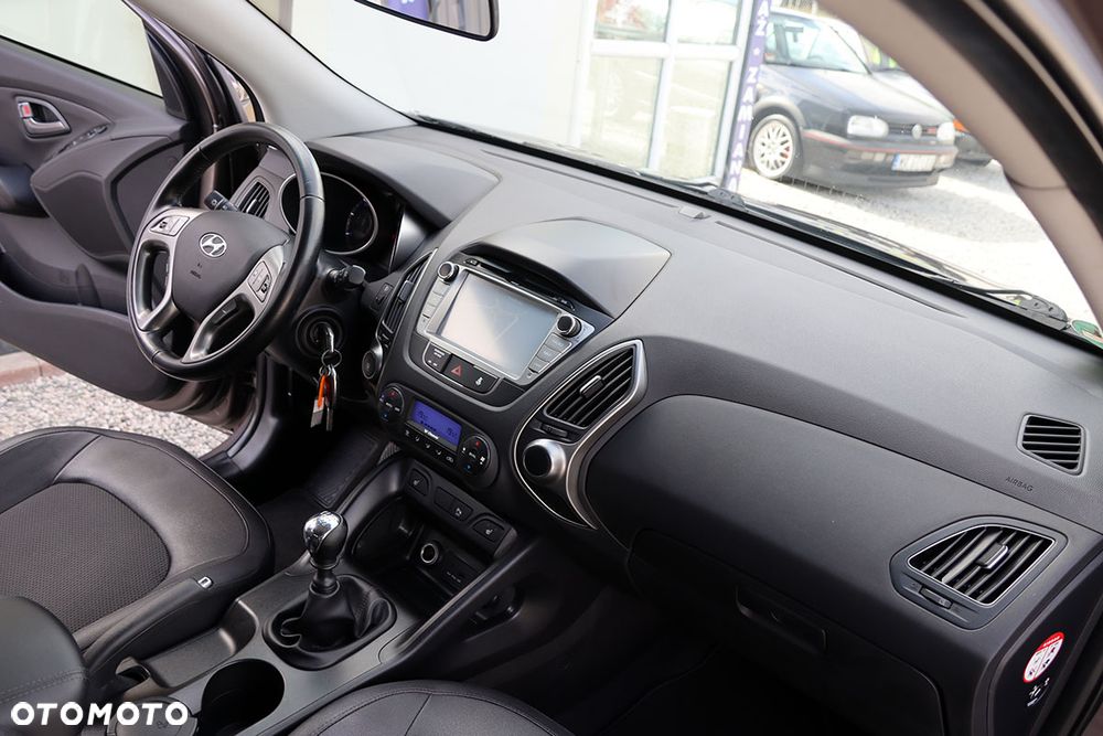 Hyundai ix35 - 23
