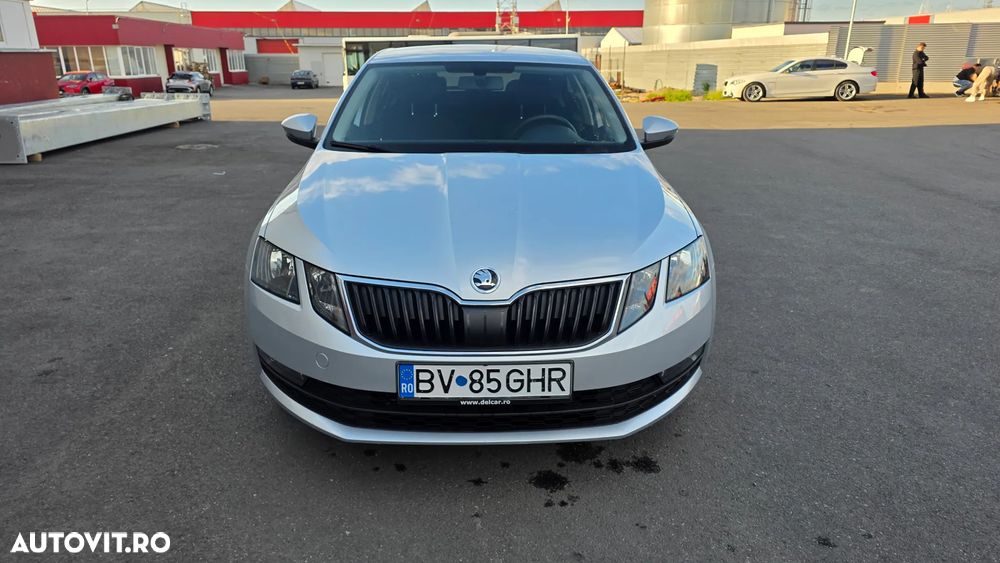 Skoda Octavia - 2