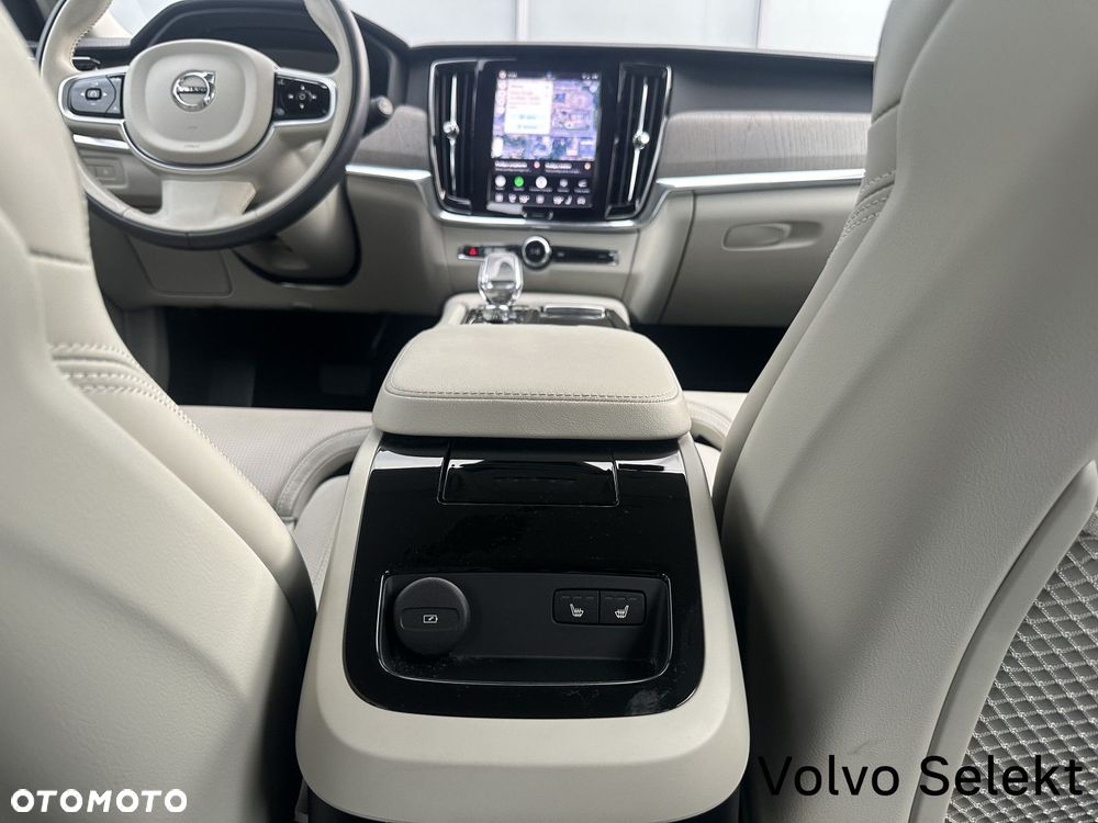 Volvo V90 - 24