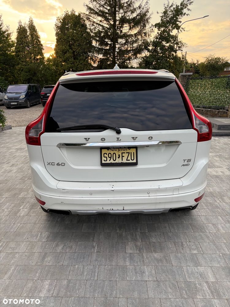 Volvo XC 60 - 6