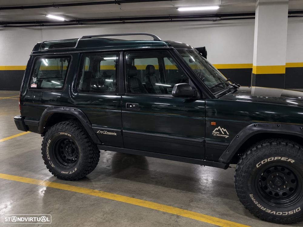 Land Rover Discovery - 1