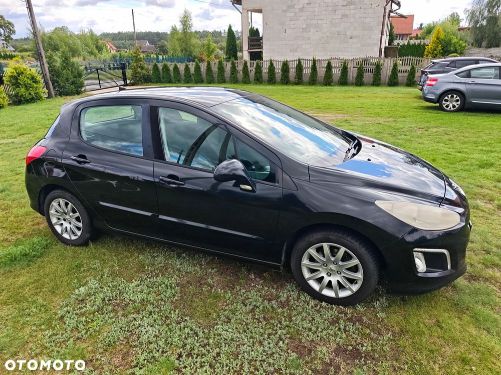 Peugeot 308 - 25