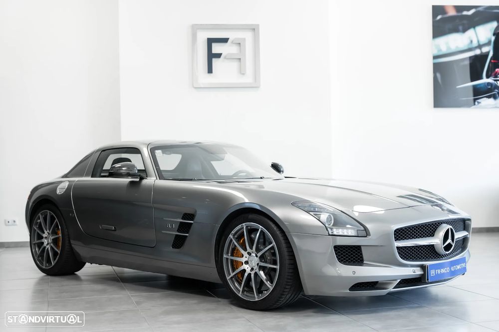 Mercedes-Benz SLS 63 AMG Standard