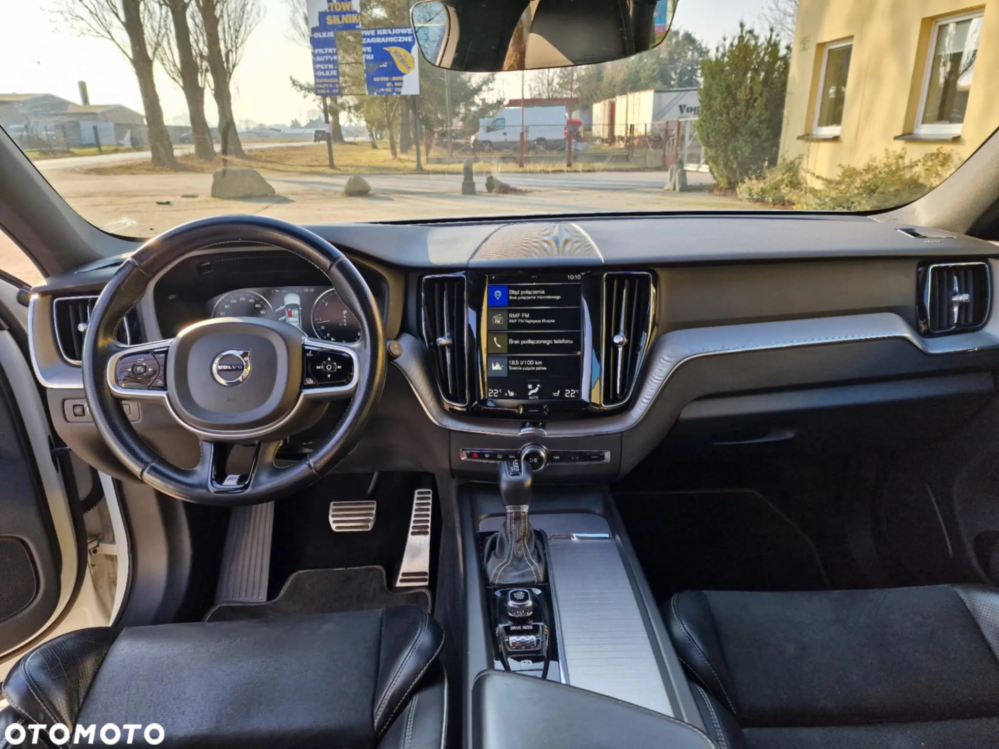 Volvo XC 60 D4 R-Design - 6