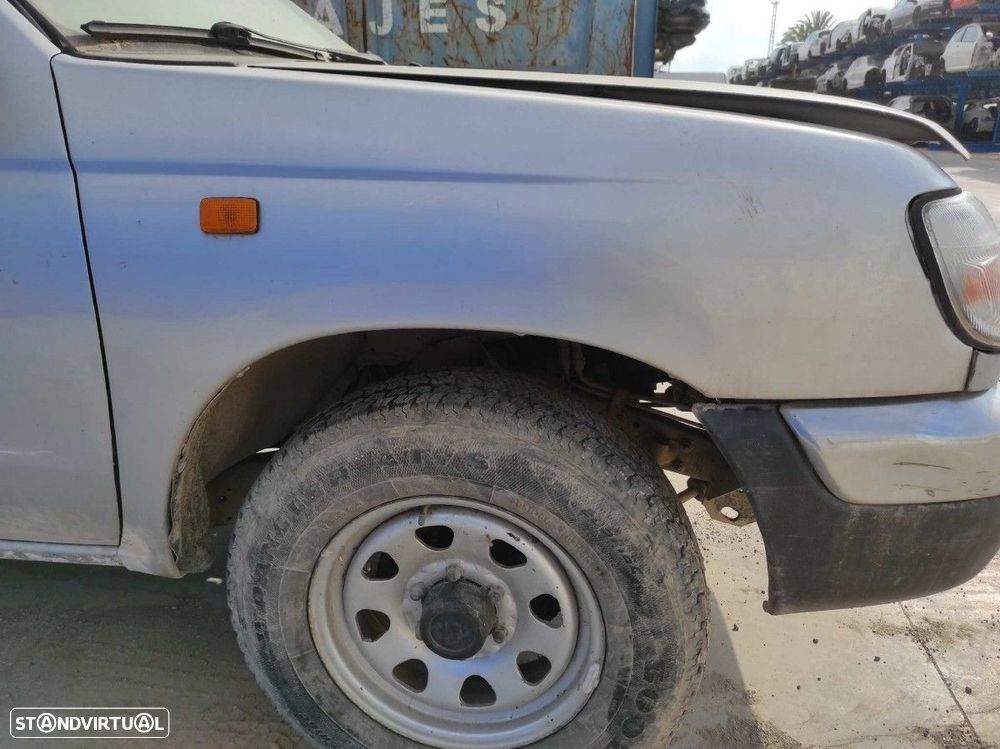 GUARDA-LAMAS FRENTE DIREITO NISSAN PICK-UP (D22) CABINA SIMPLE DIESEL - 1