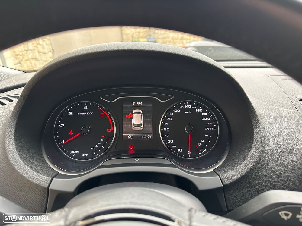 Audi A3 1.6 TDI Sport - 12