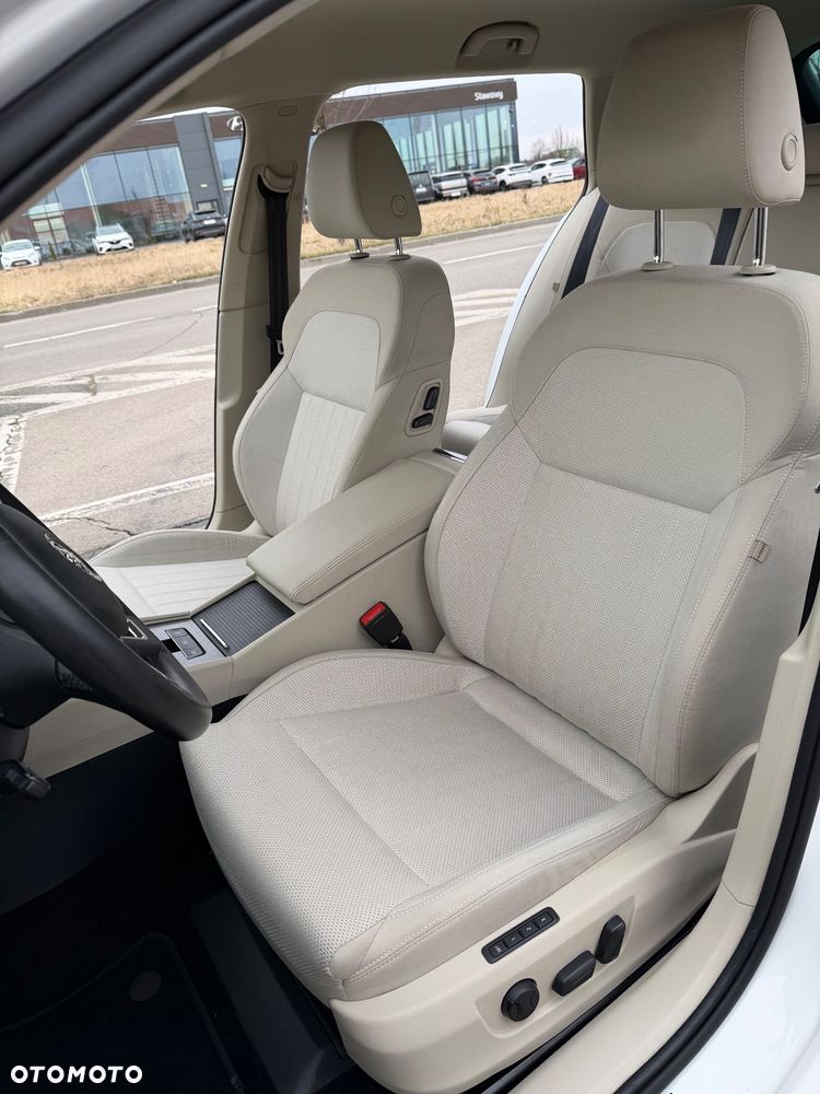 Skoda Superb 2.0 TDI Style DSG - 39