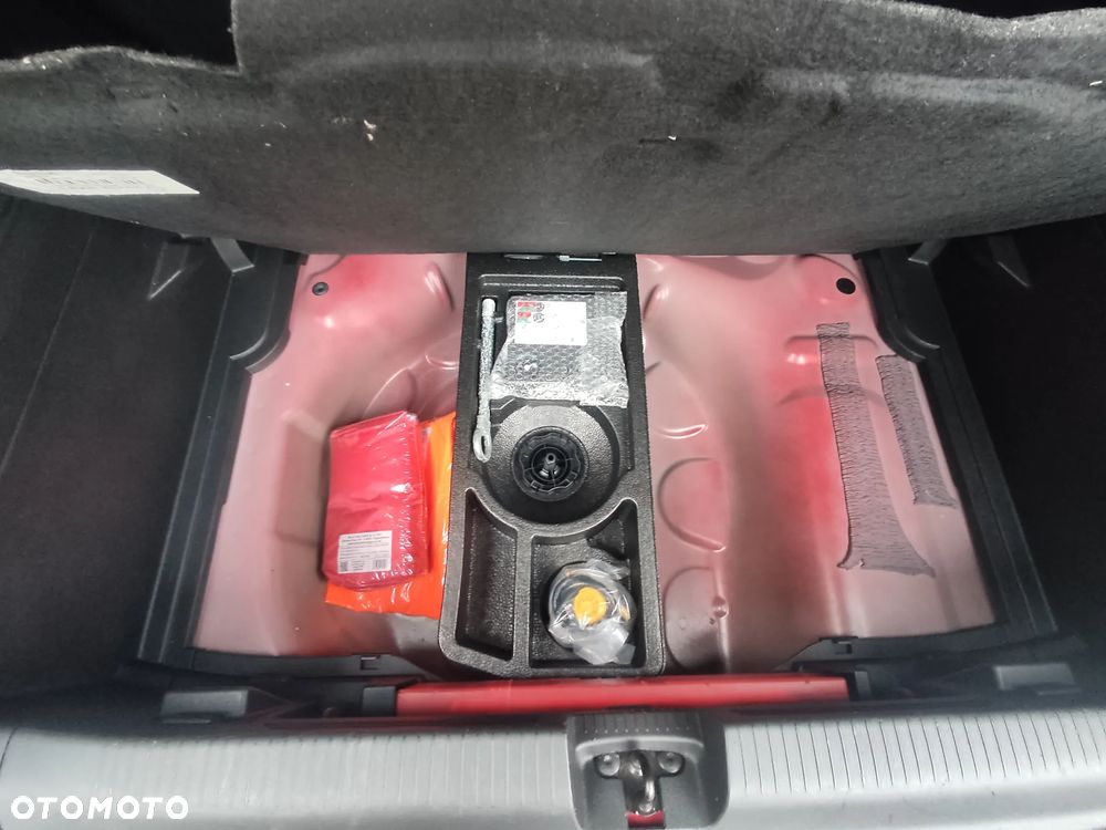 Opel Crossland X 1.2 T Enjoy S&S - 14